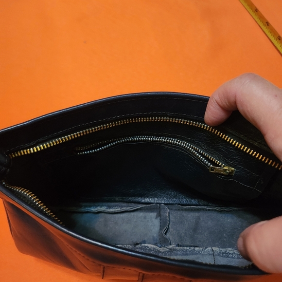 Vintage PREPPY 80'S Leather Clutch/Wristlet with Raw Leather Interior EUC - Picture 12 of 16